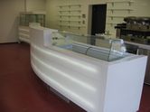 >Barový pult, Univerzitní kampus Brno. Poloprůhledný Corian s podsvětlením.